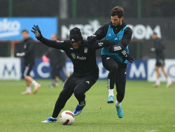 Beşiktaş'ta Masuaku, Rosier ve Rashica derbi maçta yok