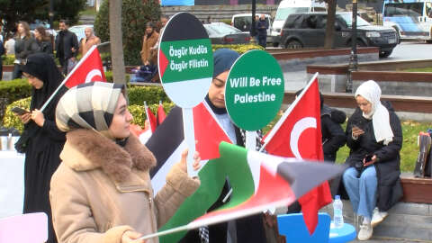 Sultanahmet Meydanı'nda 'Gazze için İnsanlık Nöbeti'