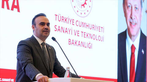 Bakan Kacır: 49 bin 500 mikro ve küçük işletmeye kadın istihdamı için 14 milyar liranın üzerinde destek verdik