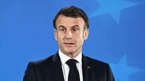 Macron, Filistinlilerin Refah'tan zorla çıkarılmasının "savaş suçu" olacağını bildirdi