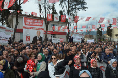 SAKARYA Erbakan: Seçimlere Türkiye'nin üye sayısı bakımından en büyük 3'üncü siyasi partisi olarak gireceğiz (2)(VİDEO EKLENDİ)