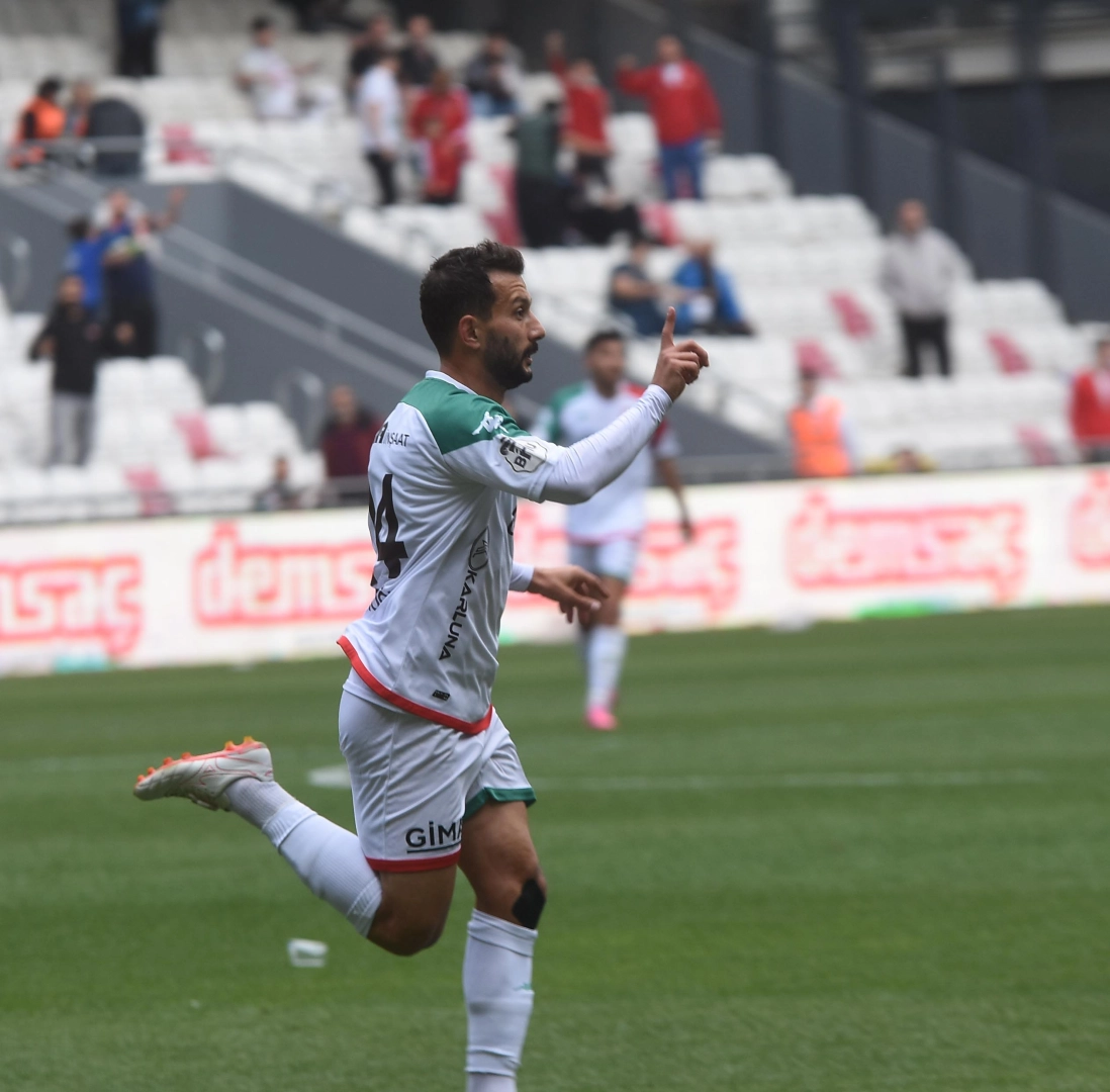 Karşıyaka'da ara fiyasko