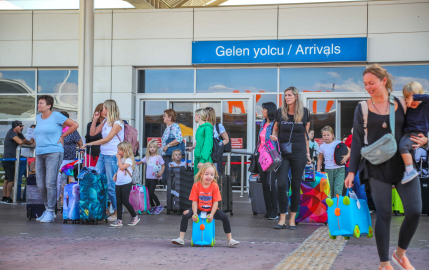 Antalya turizmi 4 milyonu aştı