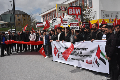 Üniversite öğrencileri Filistin için yürüdü