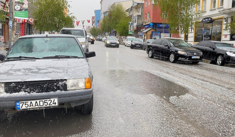 ARDAHAN'a dolu yağdı (VİDEO EKLENDİ)