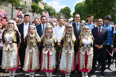İstanbul'da üç belediyeden 'İlk Adım Yürüyüşü'