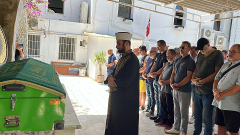 Oyuncu Hakan Yılmaz’ın babası son yolculuğuna uğurlandı