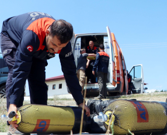 2 bin 500 rakımlı gölde, 'kurbağa adam' eğitimi