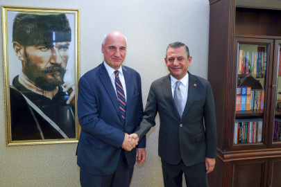 Özgür Özel, Yunanistan Büyükelçisi Bizakis ile görüştü