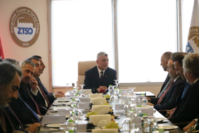 Bakan Bolat: Orta vadeli program başarıyla ilerliyor (2)