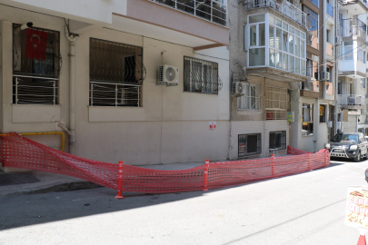 İzmir'deki metro çalışmasında tünel açma makinesi evlerin duvarlarını çatlattı / Ek fotoğraflar