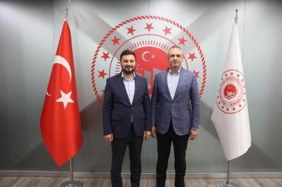 Kağıthane Belediye Başkanı Öztekin’den, Çevre, Şehircilik ve İklim Değişikliği İl Müdürü Batur'a ziyaret
