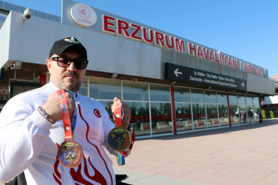 ERZURUM Karşılamaya kimsenin gitmediği 'Türk terminatör': Bu benim kaderim (VİDEO EKLENDİ)
