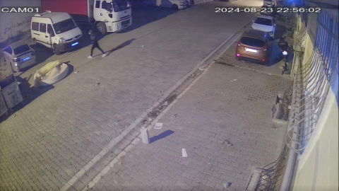 İstanbul - (Özel) Esenyurt’ta boşanma aşamasındaki eşinin evine 2. kez saldırdı