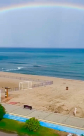 Bartın'da yağmur sonrası deniz üzerinde gökkuşağı oluştu