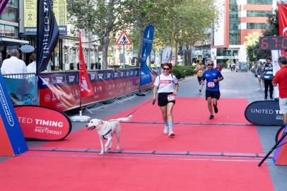Uluslararası 9 Eylül İzmir Yarı Maratonu 12'nci kez koşuldu