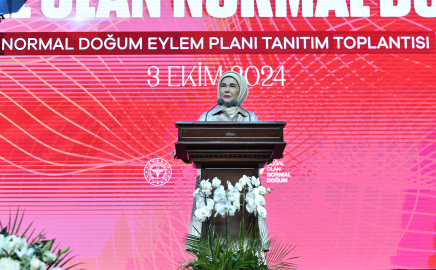 Emine Erdoğan'dan anne adaylarına 'normal doğum' çağrısı
