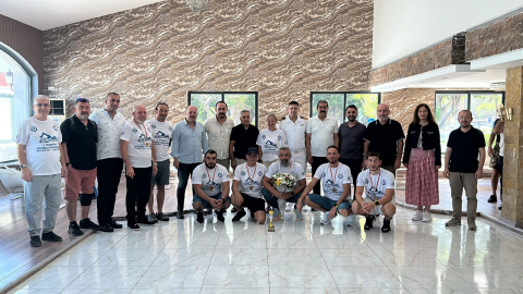 İskenderun Maratonu'nu geçen ilk kadın yüzücü oldu