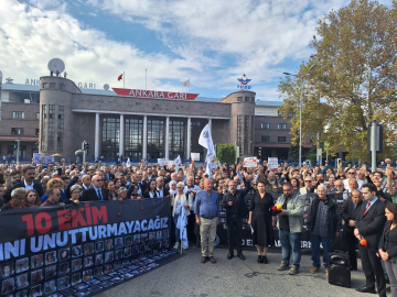 Gar saldırısında ölenler 9'uncu yılda anıldı