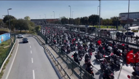 İstanbul - Kadıköy'de motosikletlilerden Cumhuriyet Bayramı korteji