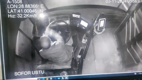 İstanbul - Bakırköy'de trafik polisi Ogün Yürümez'in şehit olduğu kazanın görüntüleri ortaya çıktı