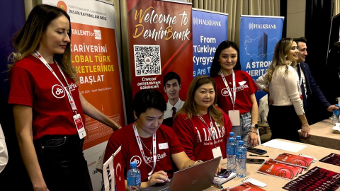 Kırgızistan'da "Talent for BIZ" kariyer fuarı yoğun katılımla düzenlendi