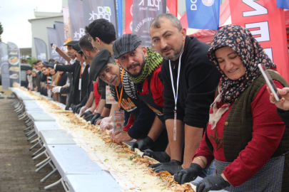 Kocaeli’de 141 metre Adana döneri ikram edildi