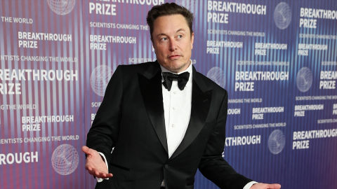 Elon Musk'ın serveti 400 milyar doları aştı