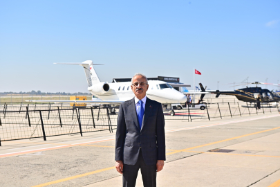 Bakan Uraloğlu: Hava yolunda yolcular talep ve şikayetlerini çevrim içi iletebilecek