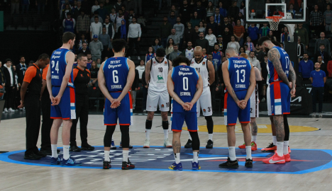 Anadolu Efes - Olimpia Milano: 110-66