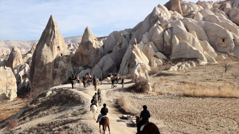 Yerli turistlerin yarıyıl tatilindeki tercihi Kapadokya oldu