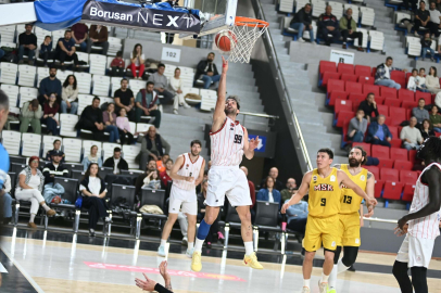 Manisa Basket düze çıktı
