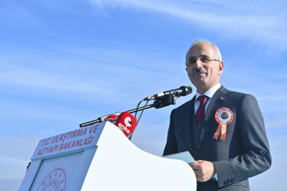 Bakan Uraloğlu: Oyalı ayrımı-Cizre devlet yolu, beton yol standardına dönüştürülüyor