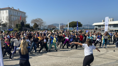 Spor ve dansla 8 Mart'ı kutladılar