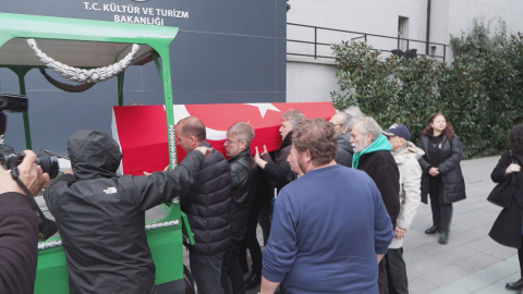 İstanbul- Oyuncu Ahmet Levendoğlu son yolculuğuna uğurlandı