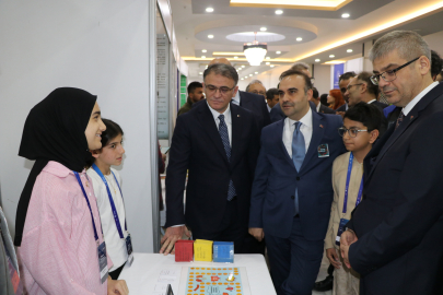 Bakan Kacır: Eser ve hizmet siyaseti, meyvelerini veriyor