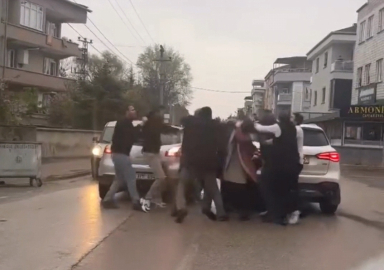 'Yol verme’ tartışması yumruklu kavgaya dönüştü: 1 yaralı