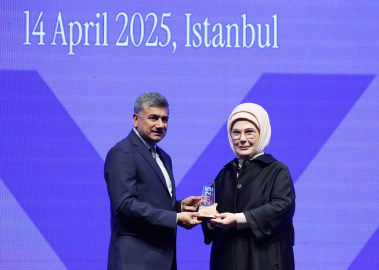 Emine Erdoğan'a Küresel Donörler Forumu'ndan 'En İyi Kadın Lider Ödülü'
