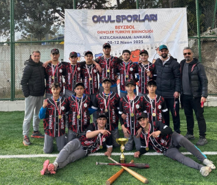 Kızıltepe Spor Lisesi Beyzbol Takımı, okul sporlarında Türkiye Şampiyonu oldu
