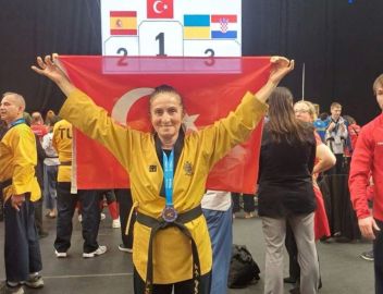 ‘Süper Babaanne’ Avrupa Tekvando Poomsea Şampiyonası’nda 3. oldu