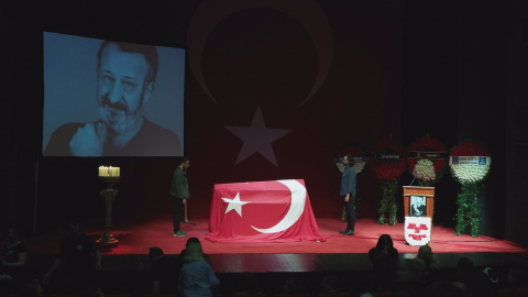 İstannbul - Tiyatro sanatçısı Naşit Özcan için veda töreni / Ek görüntüyle