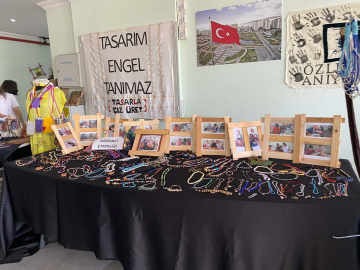 İzmir - Özel gereksinimli bireyler, tasarımlarıyla sergide buluştu /Video eklendi