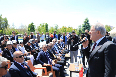 Hulusi Akar: Artık söz dinleyen değil, sözü dinlenen Türkiye var (2)