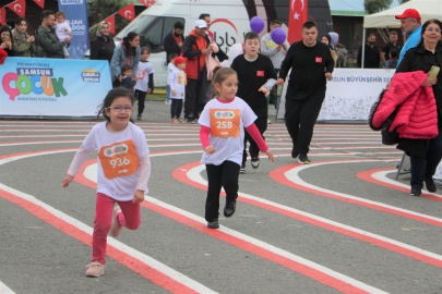 Samsun’da ‘Çocuk Maratonu ve Festivali’ düzenlendi /Video eklendi