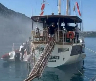 Marmaris'te tekne yangını