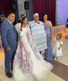 Burdur -Düğünde damada paradan yelek giydirdiler /Video eklendi