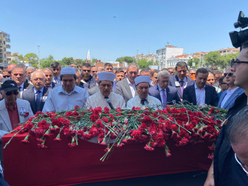 Ferdi Zeyrek, Manisa'da son yolculuğuna uğurlandı (3) /Video eklendi