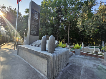 Antalya'nın kahramanı Yüzbaşı Aker'e anıt mezar