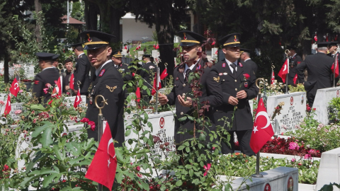 İstanbul- Jandarma Genel Komutanlığı'nın 186'ncı yıl dönümünde Edirnekapı Şehitliği'nde anma töreni düzenlendi