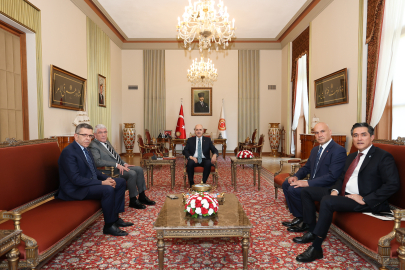 TBMM Başkanı Kurtulmuş, Dervişoğlu'nu kabul etti